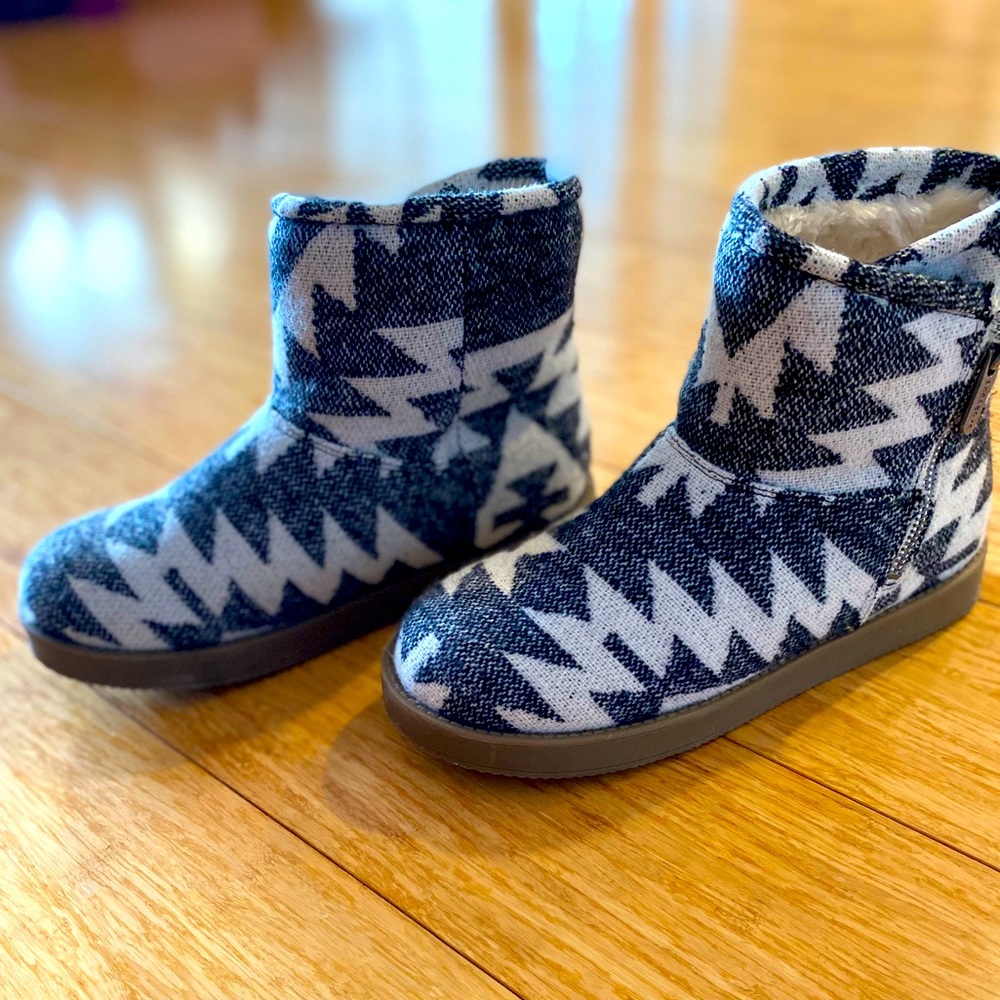 Ashley Ankle Boots
